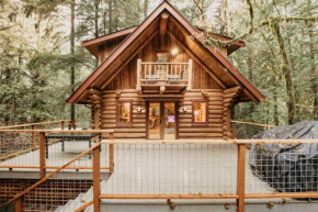 81SL - Hot Tub - WiFi - Pets Ok cabin